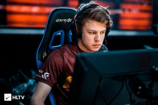 德杯小组赛：NIP三连胜锁定A组第一 成功晋级八强！