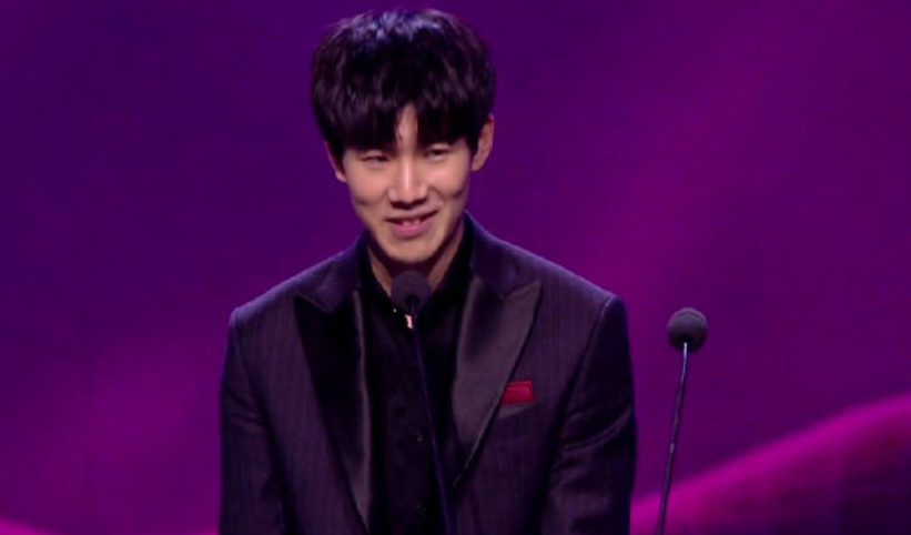 冒泡赛败者组不敌JDG，Rookie选手第五次止步LPL赛区资格赛