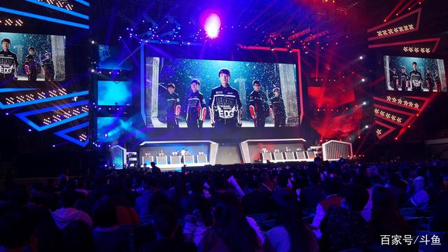 CSGO BLAST秋季赛：G2 2-0轻取BIG，m0NESY MVP！